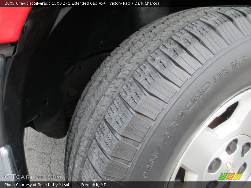 Victory Red / Dark Charcoal 2005 Chevrolet Silverado 1500 Z71 Extended Cab 4x4