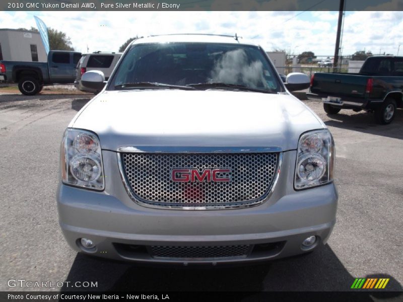 Pure Silver Metallic / Ebony 2010 GMC Yukon Denali AWD