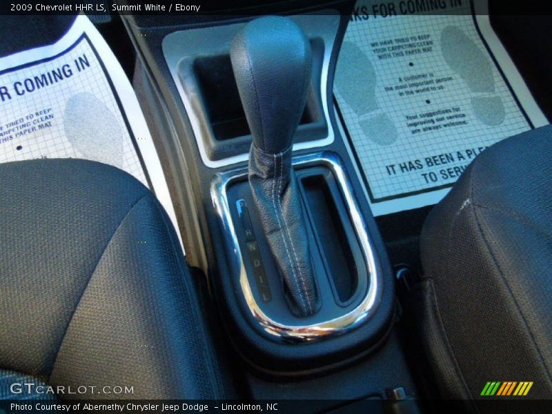 Summit White / Ebony 2009 Chevrolet HHR LS