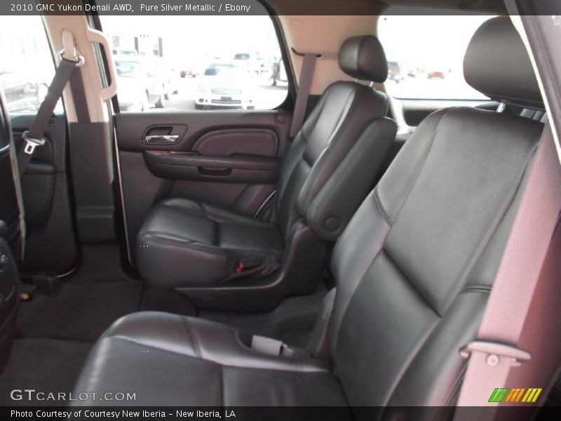 Pure Silver Metallic / Ebony 2010 GMC Yukon Denali AWD