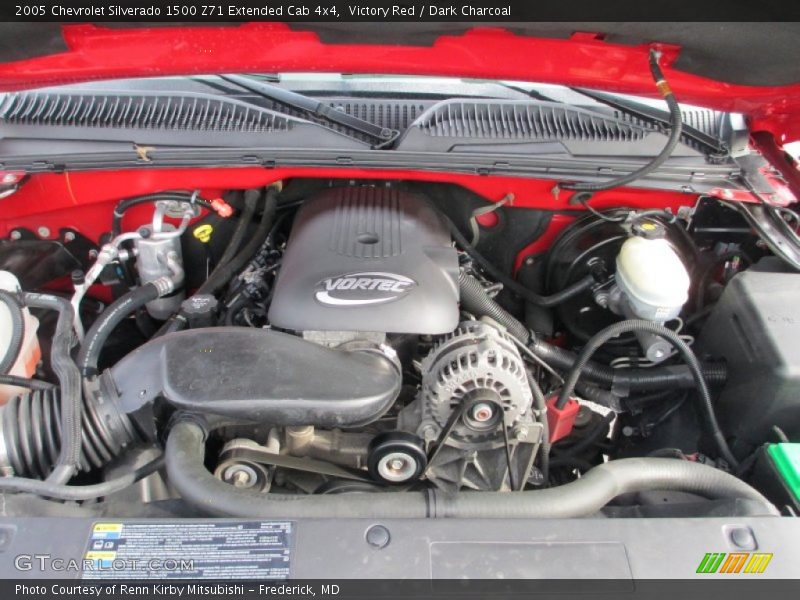Victory Red / Dark Charcoal 2005 Chevrolet Silverado 1500 Z71 Extended Cab 4x4