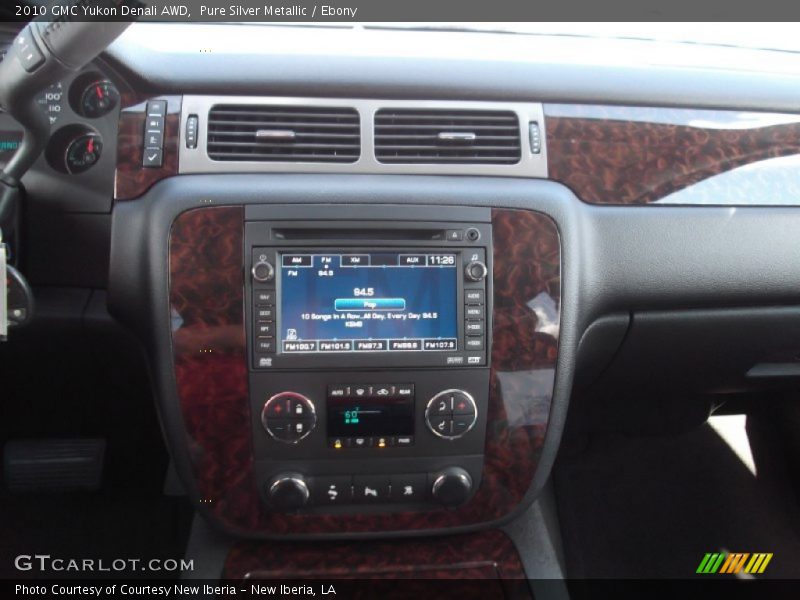 Pure Silver Metallic / Ebony 2010 GMC Yukon Denali AWD