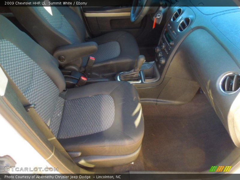Summit White / Ebony 2009 Chevrolet HHR LS