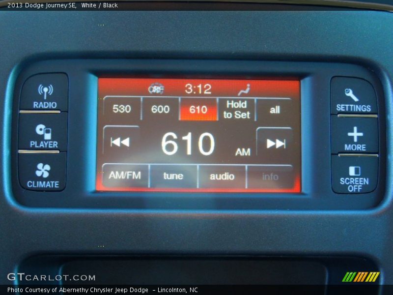 White / Black 2013 Dodge Journey SE