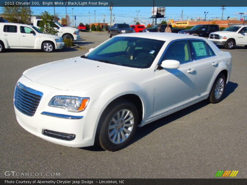 Bright White / Black/Light Frost Beige 2013 Chrysler 300