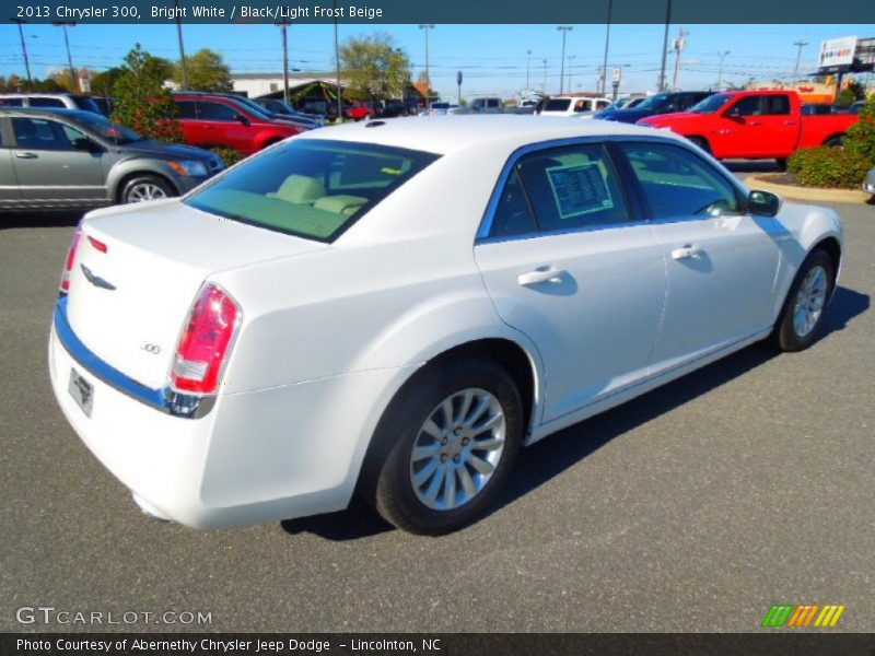 Bright White / Black/Light Frost Beige 2013 Chrysler 300