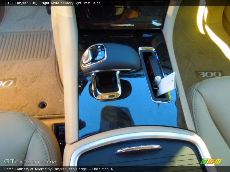 Bright White / Black/Light Frost Beige 2013 Chrysler 300