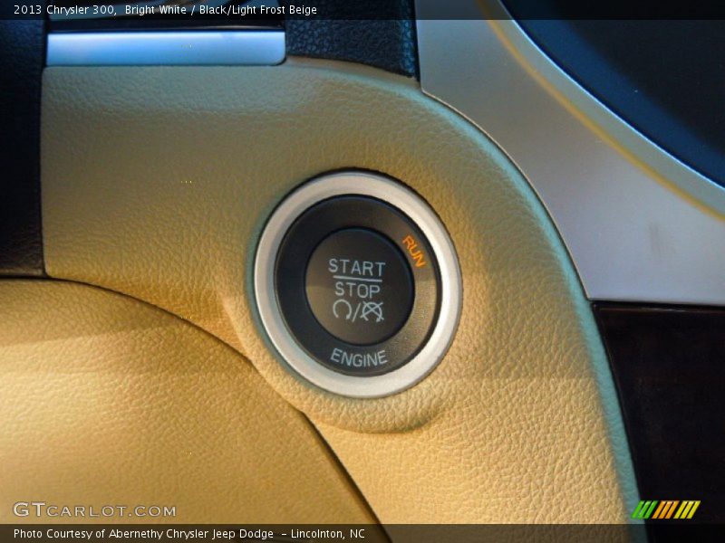 Bright White / Black/Light Frost Beige 2013 Chrysler 300