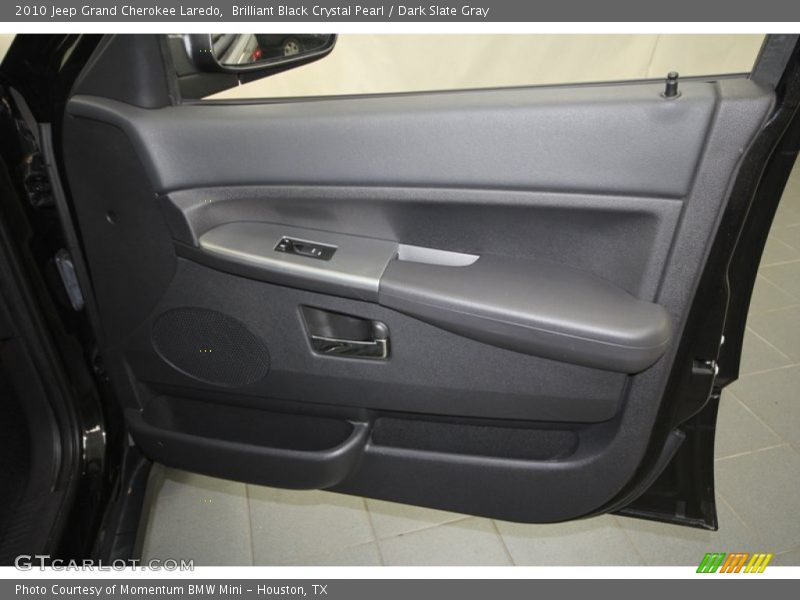 Brilliant Black Crystal Pearl / Dark Slate Gray 2010 Jeep Grand Cherokee Laredo