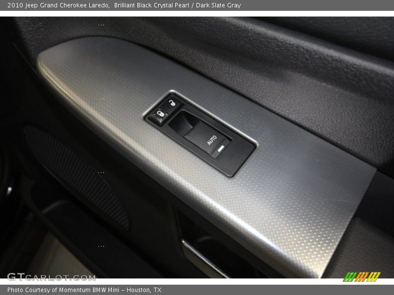 Brilliant Black Crystal Pearl / Dark Slate Gray 2010 Jeep Grand Cherokee Laredo