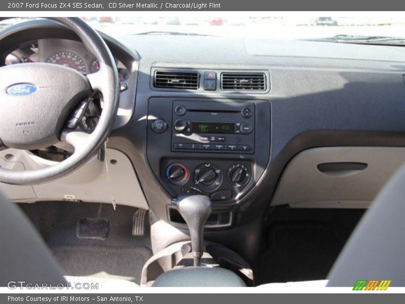 CD Silver Metallic / Charcoal/Light Flint 2007 Ford Focus ZX4 SES Sedan