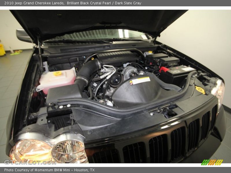 Brilliant Black Crystal Pearl / Dark Slate Gray 2010 Jeep Grand Cherokee Laredo
