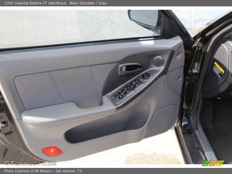 Black Obsidian / Gray 2005 Hyundai Elantra GT Hatchback