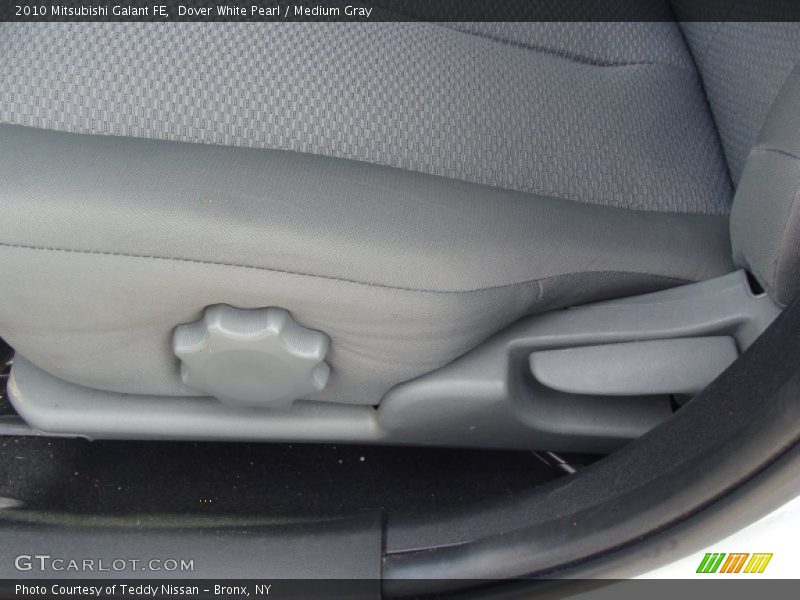 Dover White Pearl / Medium Gray 2010 Mitsubishi Galant FE
