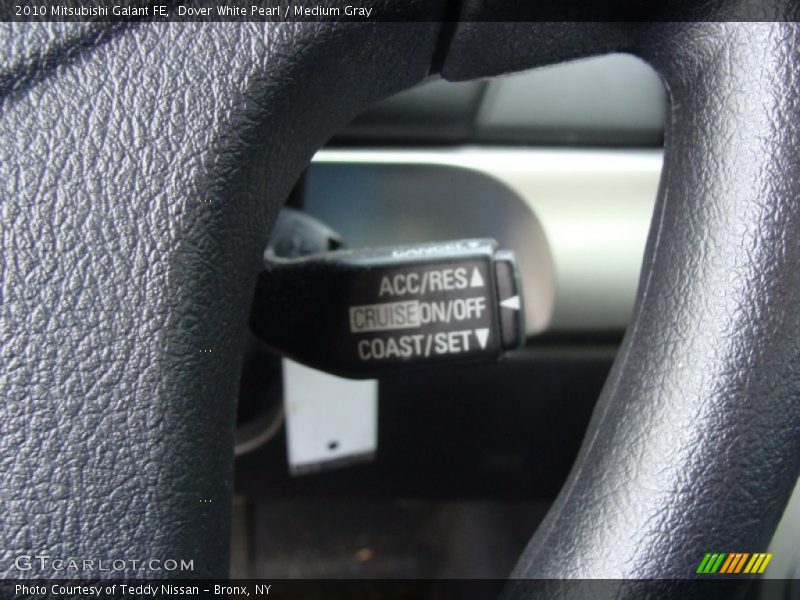 Dover White Pearl / Medium Gray 2010 Mitsubishi Galant FE
