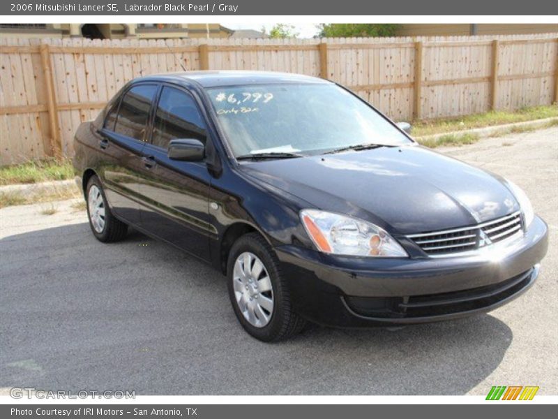 Labrador Black Pearl / Gray 2006 Mitsubishi Lancer SE