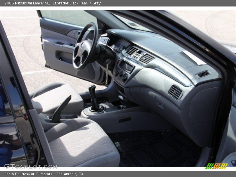 Labrador Black Pearl / Gray 2006 Mitsubishi Lancer SE