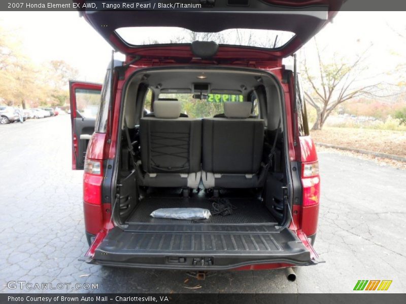  2007 Element EX AWD Trunk