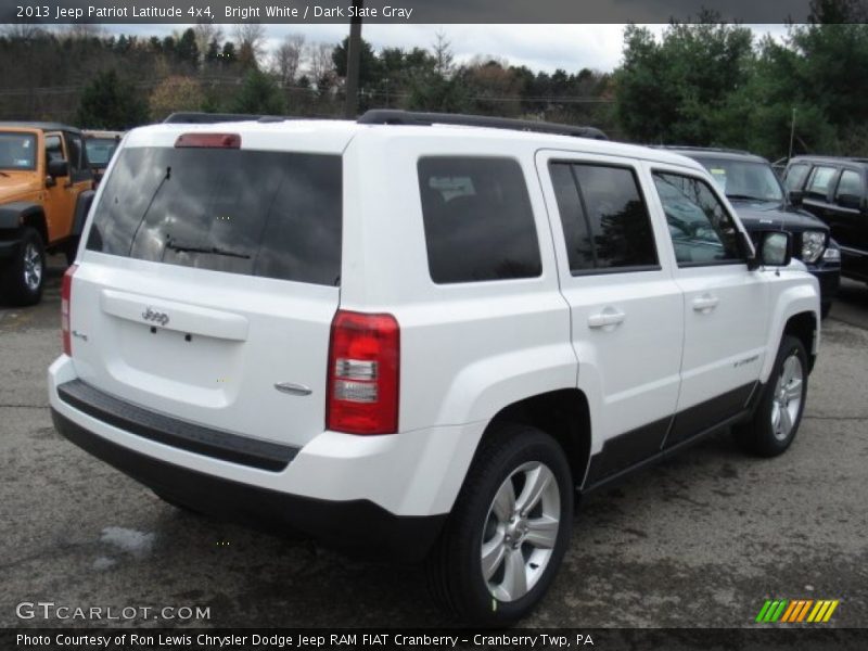 Bright White / Dark Slate Gray 2013 Jeep Patriot Latitude 4x4