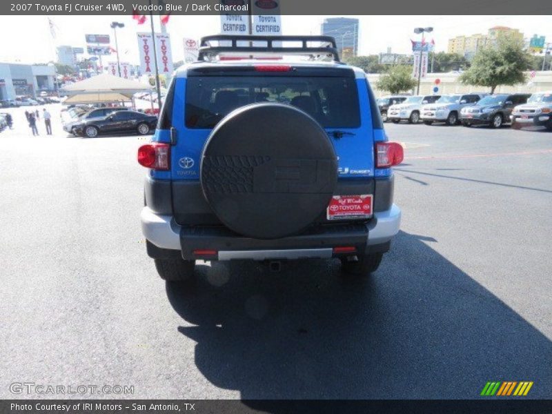 Voodoo Blue / Dark Charcoal 2007 Toyota FJ Cruiser 4WD