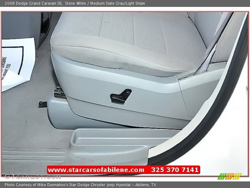 Stone White / Medium Slate Gray/Light Shale 2008 Dodge Grand Caravan SE