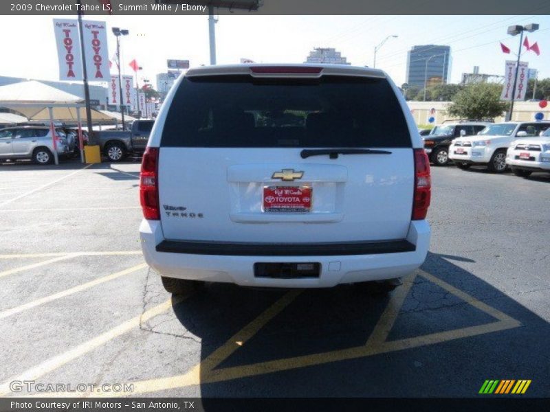 Summit White / Ebony 2009 Chevrolet Tahoe LS