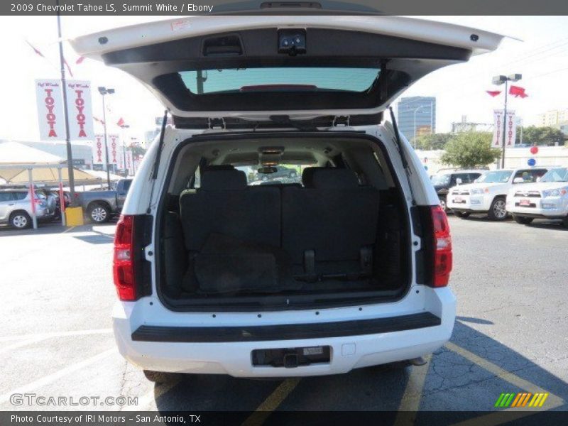 Summit White / Ebony 2009 Chevrolet Tahoe LS