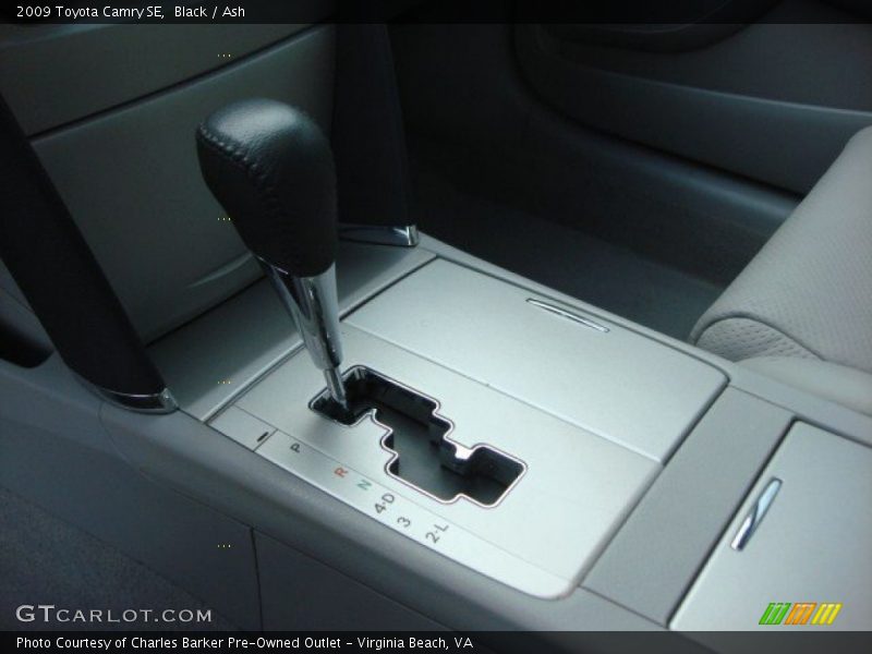 Black / Ash 2009 Toyota Camry SE