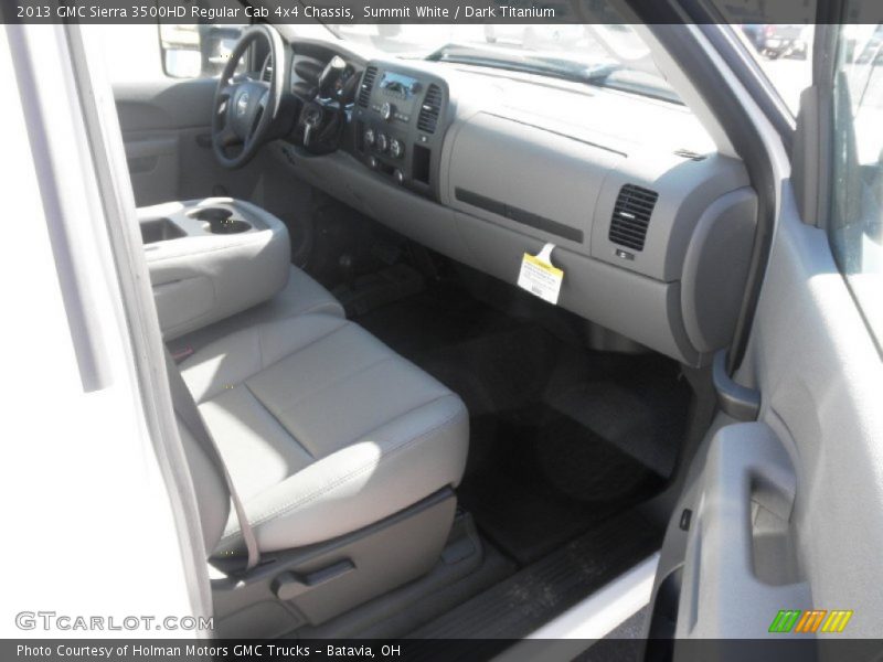 Summit White / Dark Titanium 2013 GMC Sierra 3500HD Regular Cab 4x4 Chassis