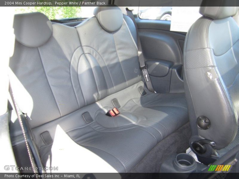 Pepper White / Panther Black 2004 Mini Cooper Hardtop