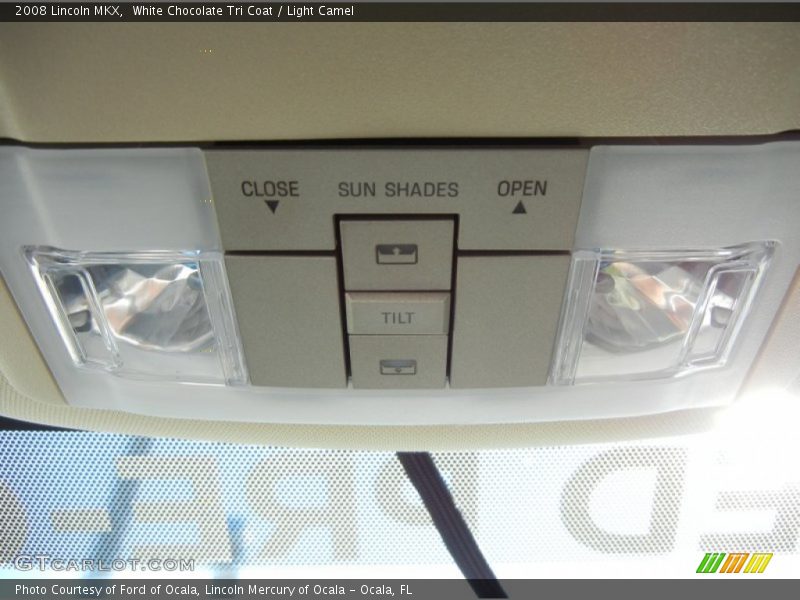 White Chocolate Tri Coat / Light Camel 2008 Lincoln MKX