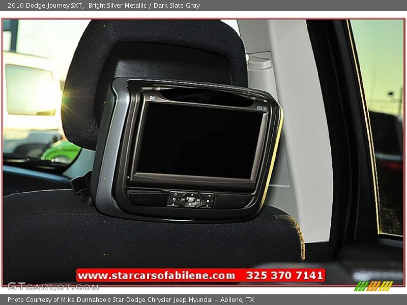 Bright Silver Metallic / Dark Slate Gray 2010 Dodge Journey SXT