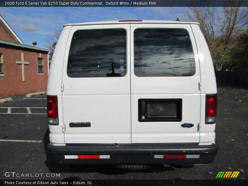 Oxford White / Medium Flint 2008 Ford E Series Van E250 Super Duty Commericial