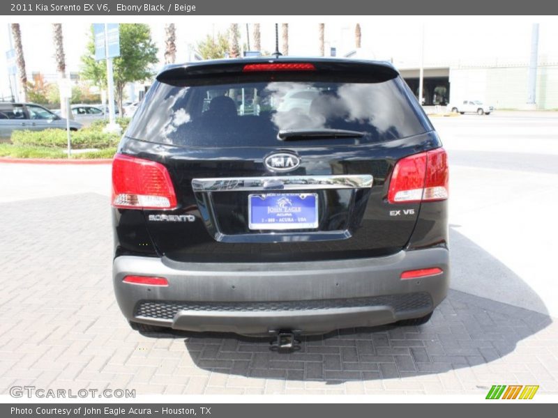 Ebony Black / Beige 2011 Kia Sorento EX V6