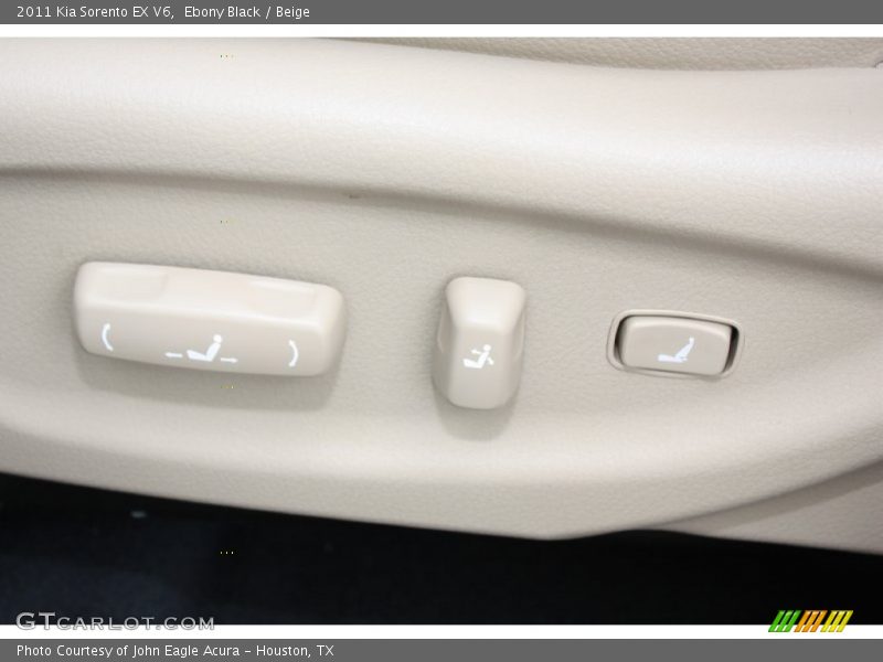 Ebony Black / Beige 2011 Kia Sorento EX V6