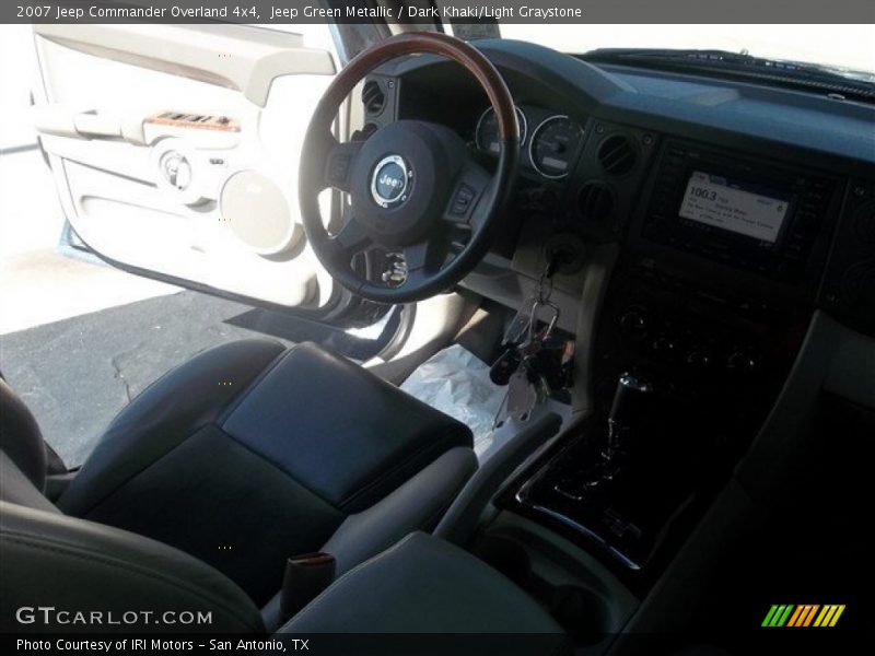 Jeep Green Metallic / Dark Khaki/Light Graystone 2007 Jeep Commander Overland 4x4