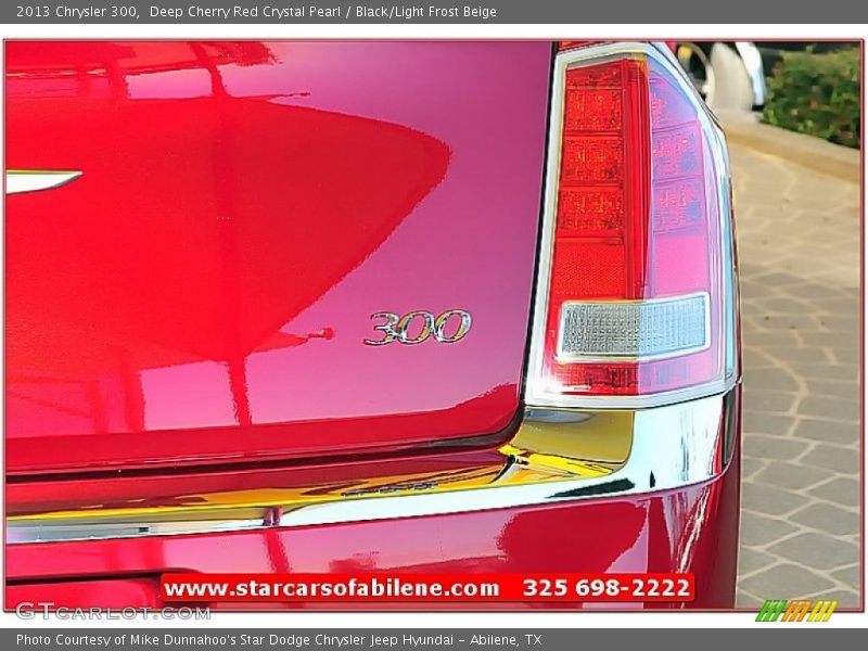 Deep Cherry Red Crystal Pearl / Black/Light Frost Beige 2013 Chrysler 300