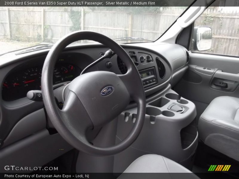 Dashboard of 2008 E Series Van E350 Super Duty XLT Passenger