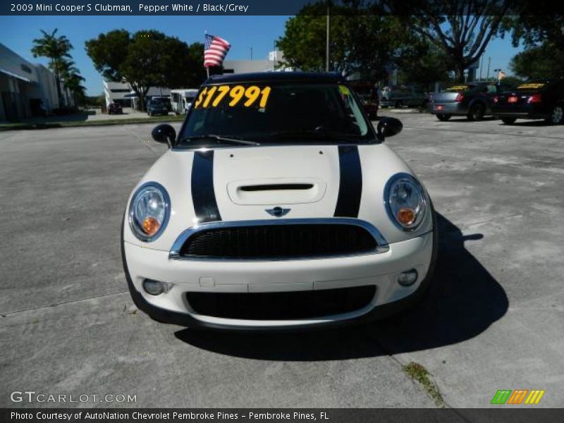 Pepper White / Black/Grey 2009 Mini Cooper S Clubman