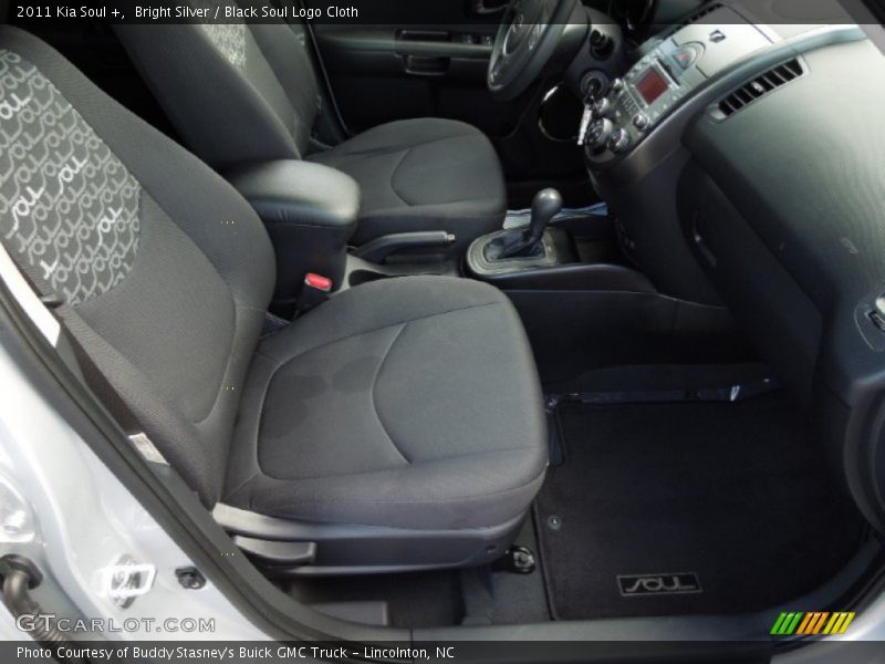 Bright Silver / Black Soul Logo Cloth 2011 Kia Soul +