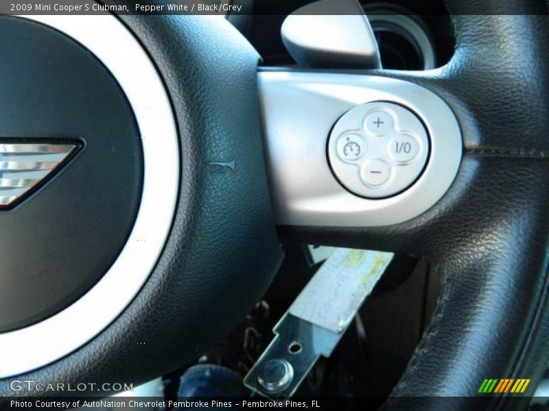 Pepper White / Black/Grey 2009 Mini Cooper S Clubman