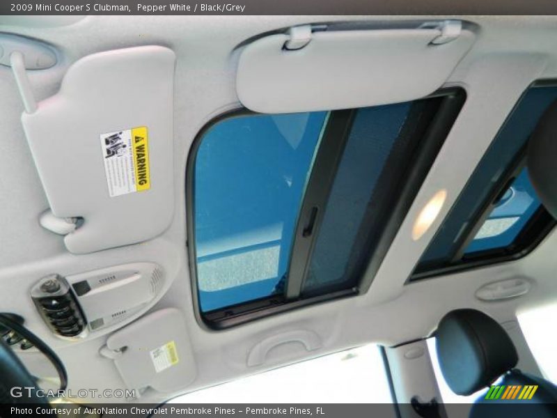 Pepper White / Black/Grey 2009 Mini Cooper S Clubman