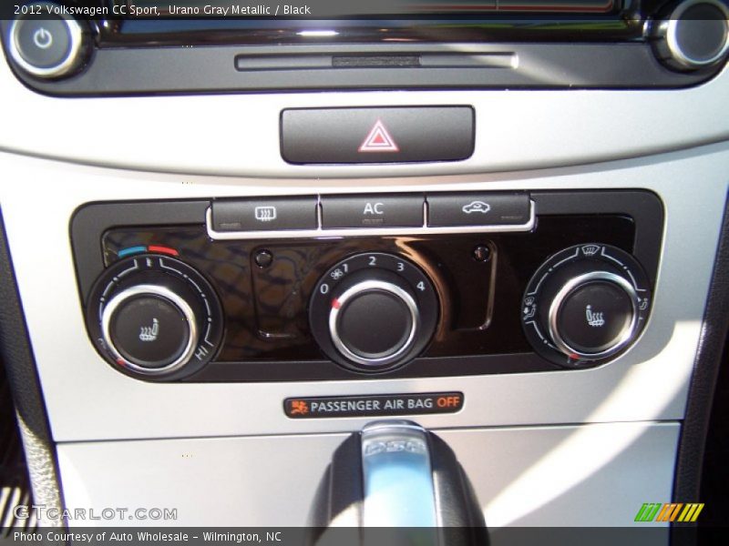 Urano Gray Metallic / Black 2012 Volkswagen CC Sport