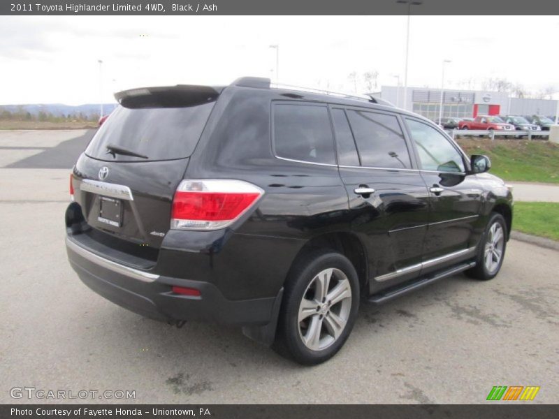 Black / Ash 2011 Toyota Highlander Limited 4WD