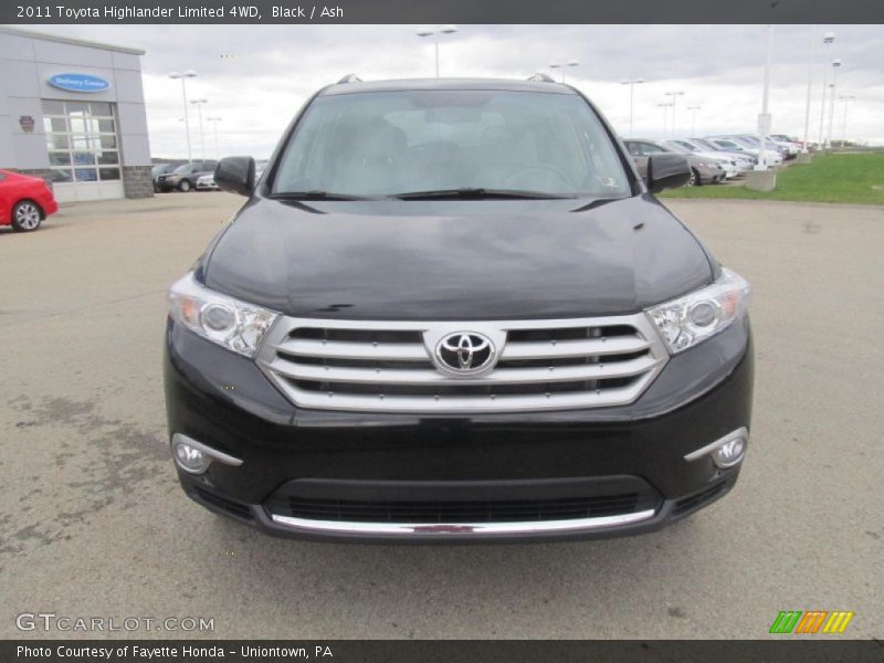 Black / Ash 2011 Toyota Highlander Limited 4WD