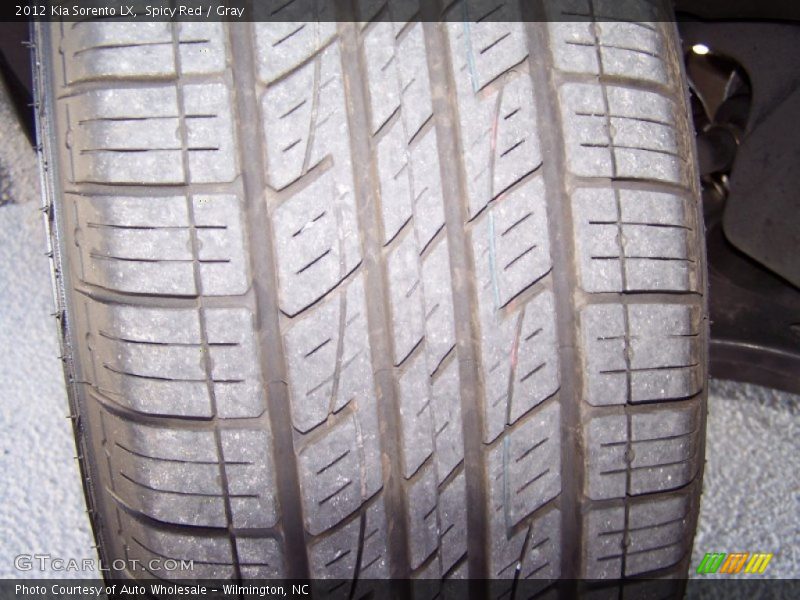 Spicy Red / Gray 2012 Kia Sorento LX