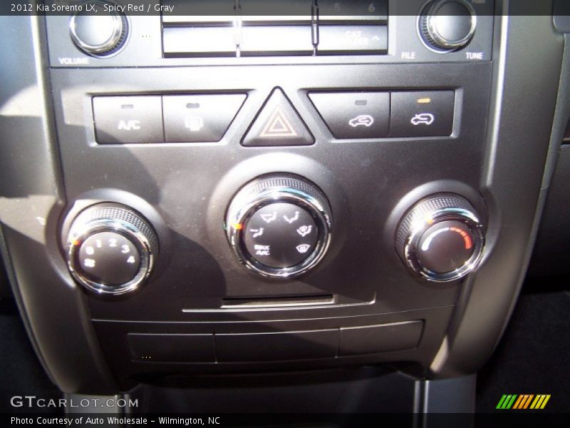 Spicy Red / Gray 2012 Kia Sorento LX