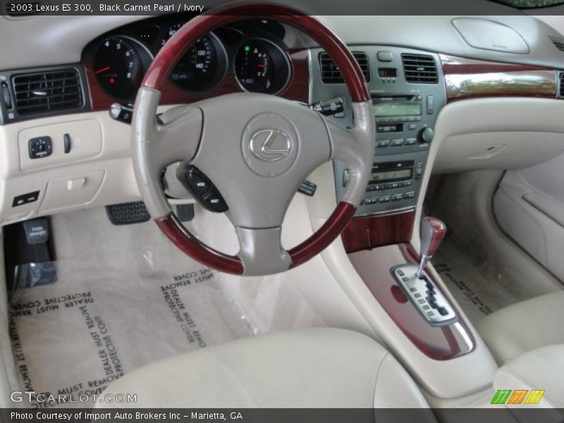 Black Garnet Pearl / Ivory 2003 Lexus ES 300