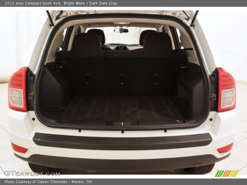 Bright White / Dark Slate Gray 2012 Jeep Compass Sport 4x4