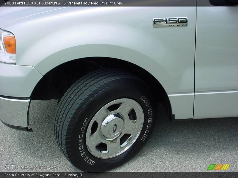 Silver Metallic / Medium Flint Grey 2008 Ford F150 XLT SuperCrew
